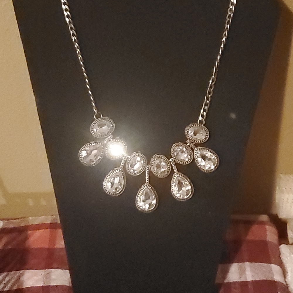 Very beautiful statement necklace